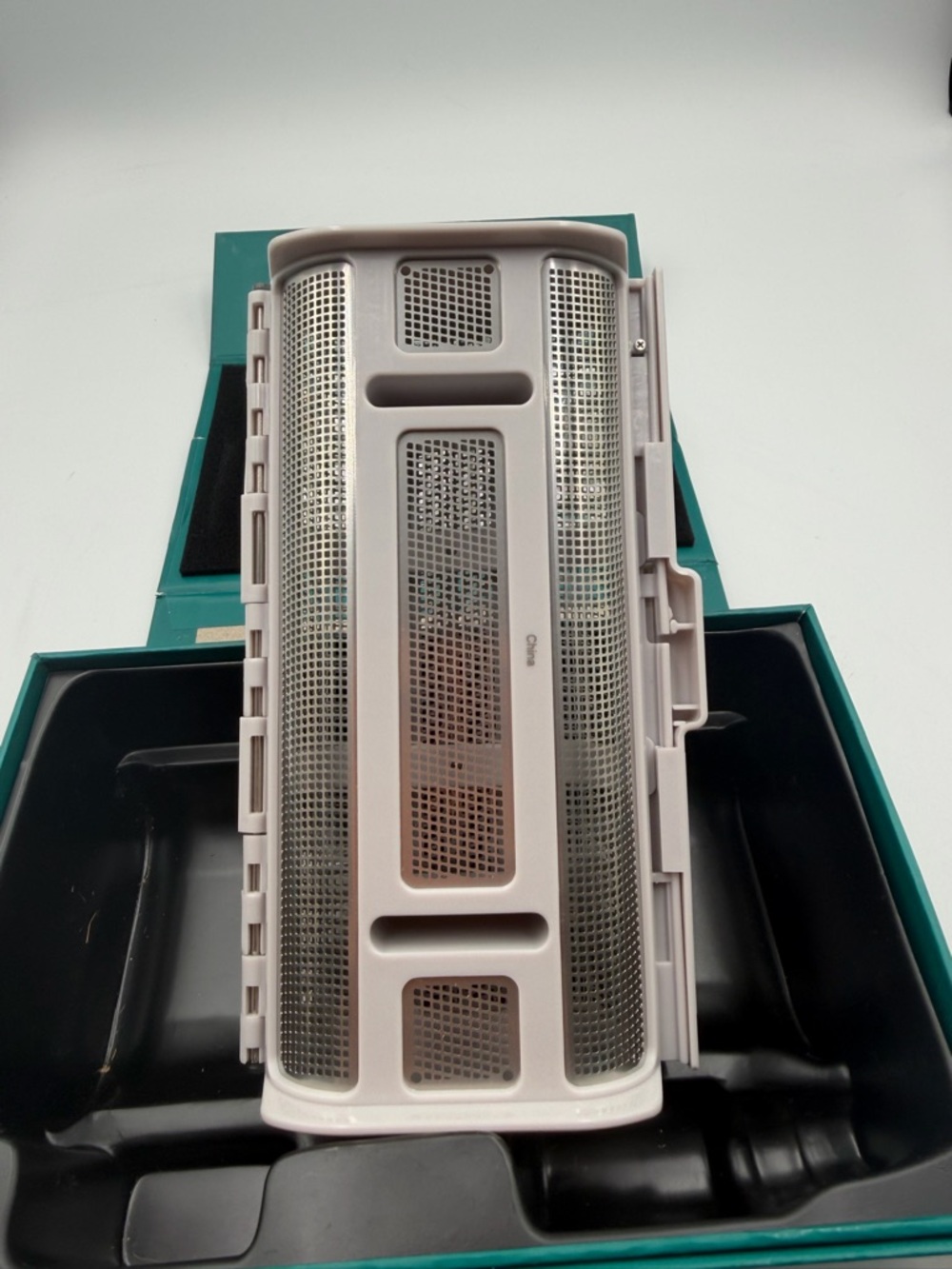 kathy ireland GemSpa Microdermabrasion Replacement Cartridge - Teal and White - Picture 3 of 4